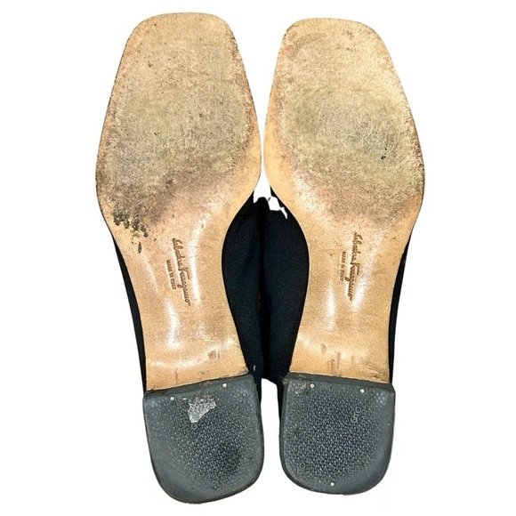 Salvatore Ferragamo Black Fabric Vara Bow Loafers
Size: 7 C (fits true to size) - Picture 9 of 9
